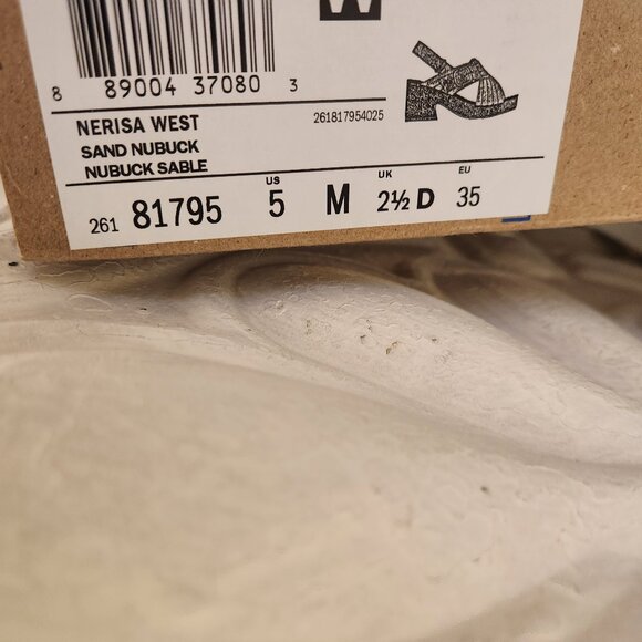 Clarks Leather "Nerisa West" Sand Nubuck Sandals. NIB. Size 5 - Picture 3 of 10